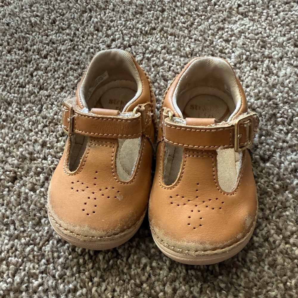 Brown Mary Jane Stride Rite toddler shoe size 3.5